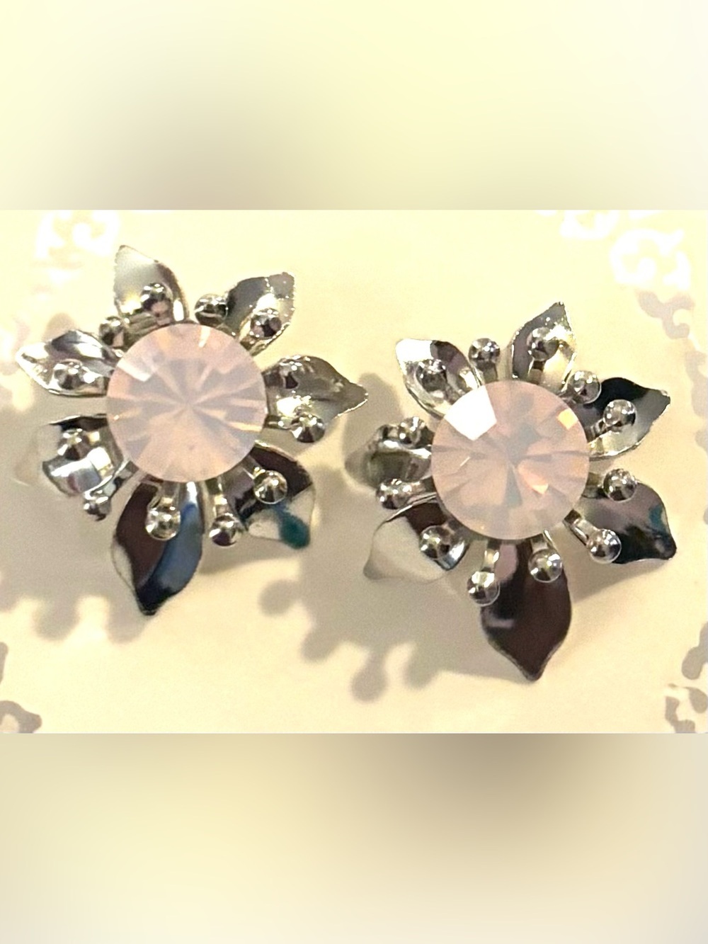 Fashion Jewelry Silver Floral Studs with Pale Pink Centers